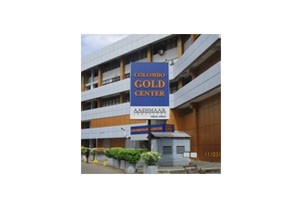 Gold center